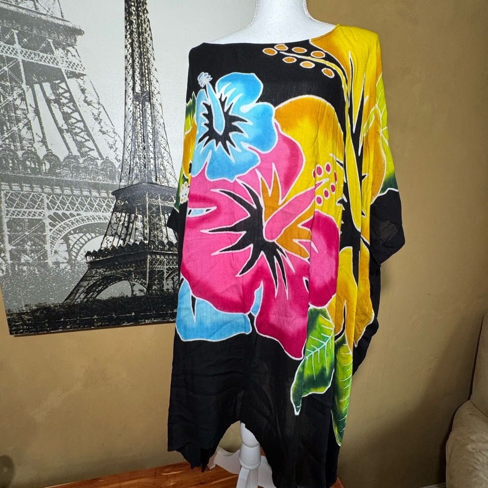 Makai Beach Hawaii Black Kaftan Cover Up